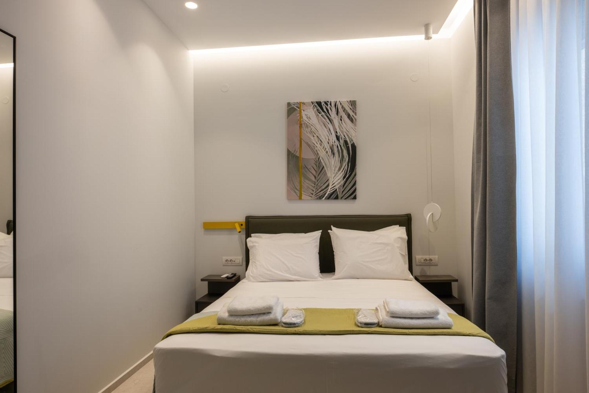Mosaic Urban Living Apartment Heraklion  Bagian luar foto