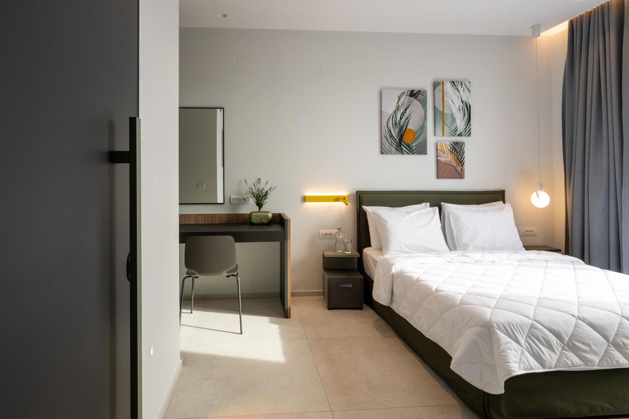 Mosaic Urban Living Apartment Heraklion  Bagian luar foto