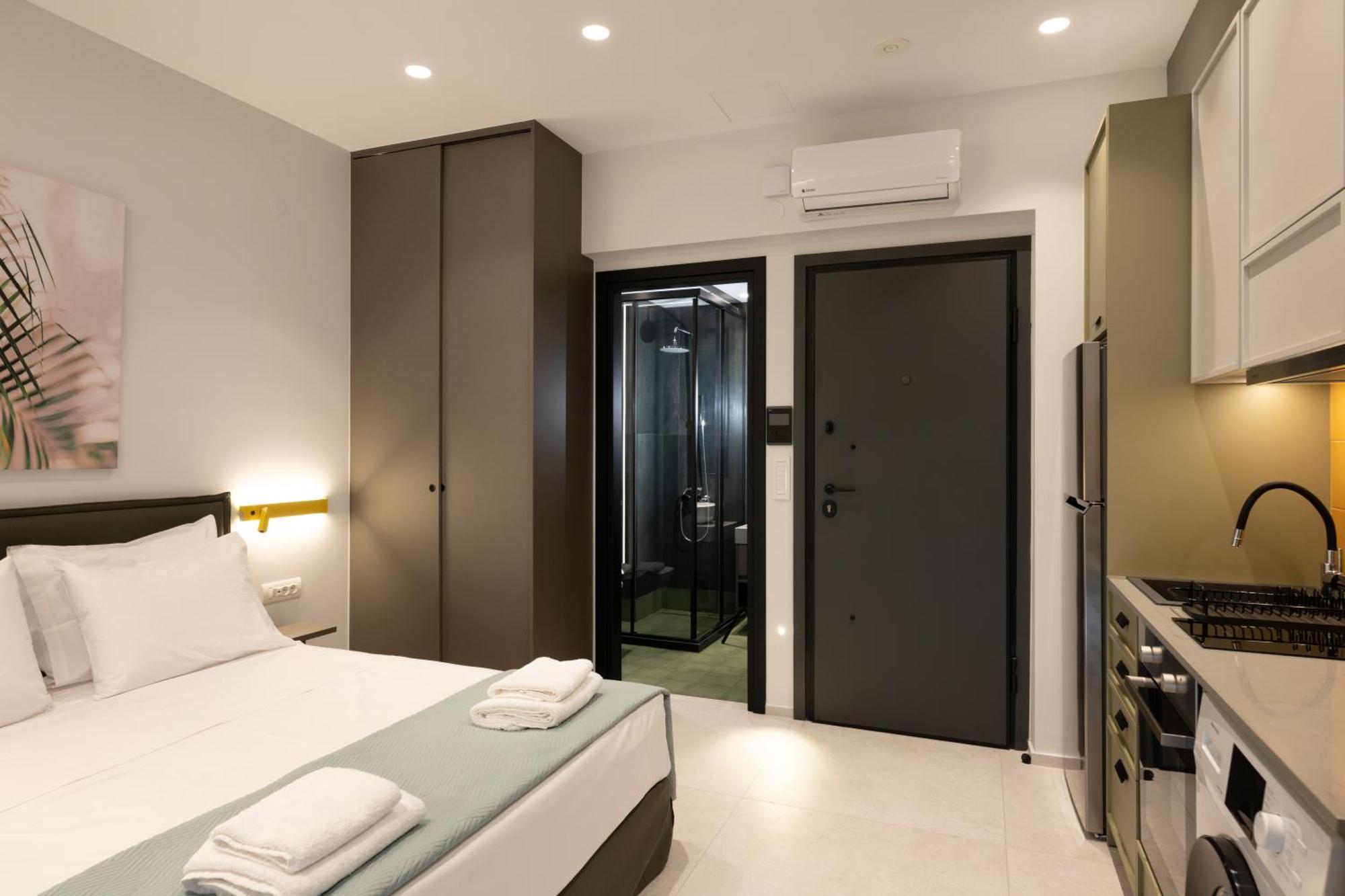 Mosaic Urban Living Apartment Heraklion  Bagian luar foto