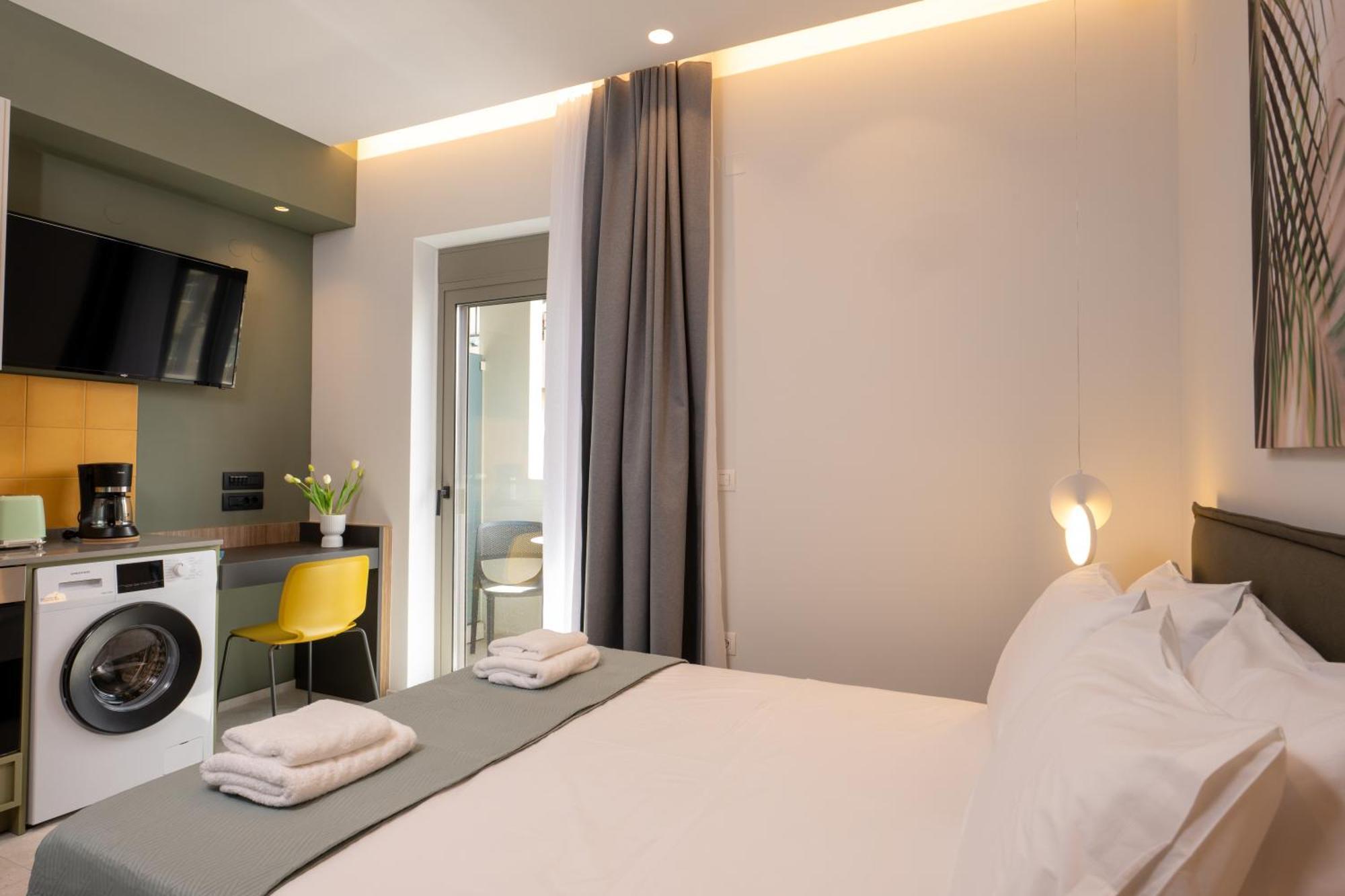Mosaic Urban Living Apartment Heraklion  Bagian luar foto