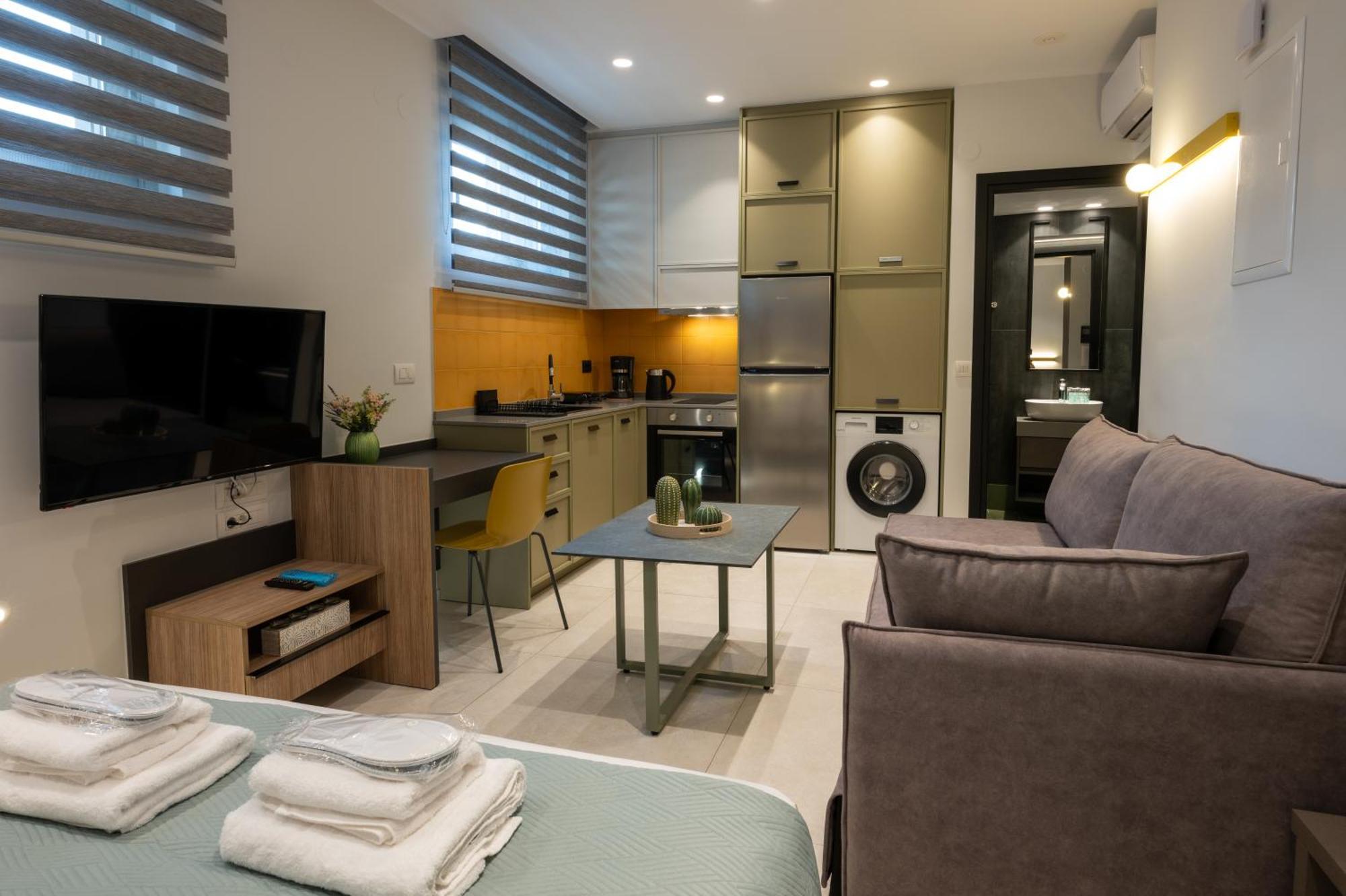 Mosaic Urban Living Apartment Heraklion  Bagian luar foto
