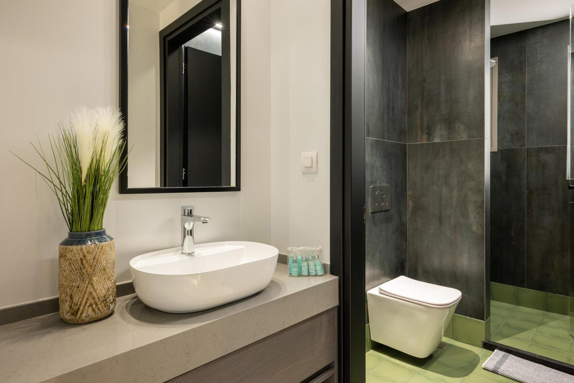 Mosaic Urban Living Apartment Heraklion  Bagian luar foto