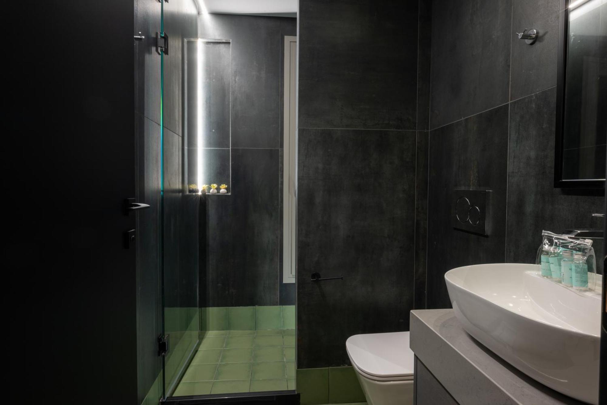 Mosaic Urban Living Apartment Heraklion  Bagian luar foto