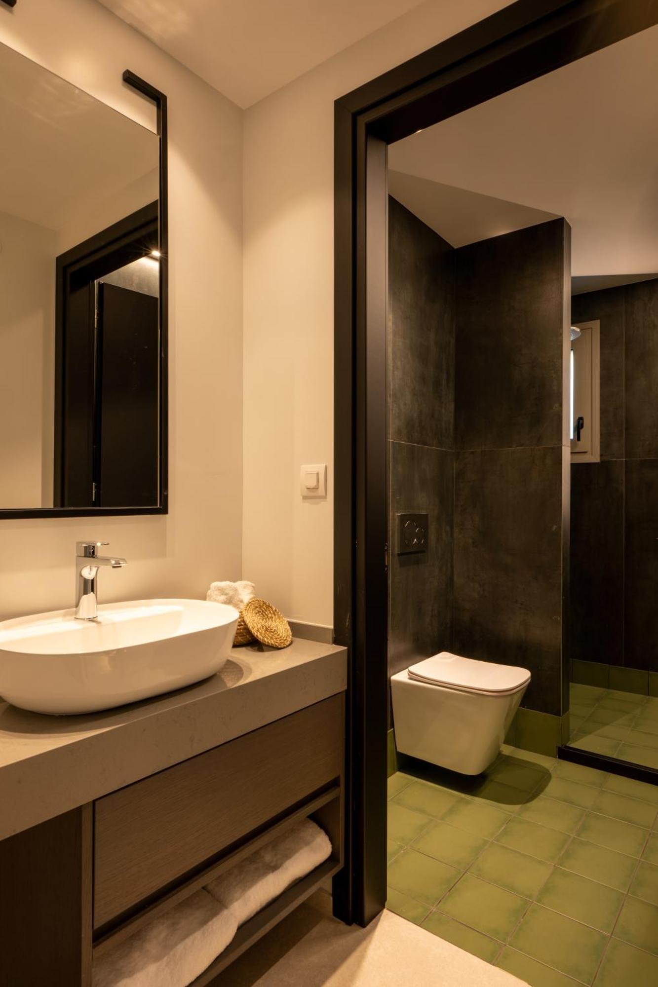 Mosaic Urban Living Apartment Heraklion  Bagian luar foto