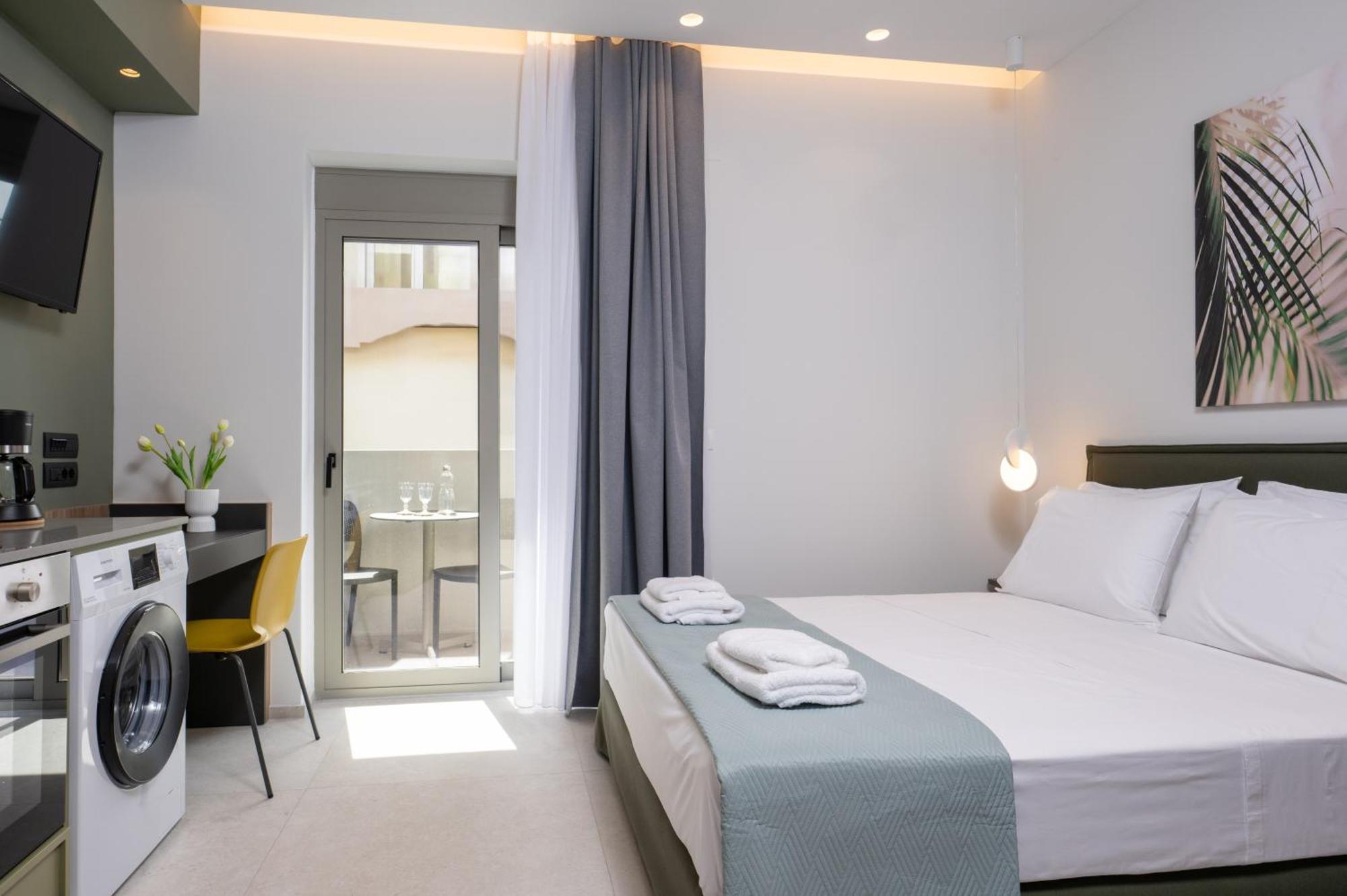 Mosaic Urban Living Apartment Heraklion  Bagian luar foto